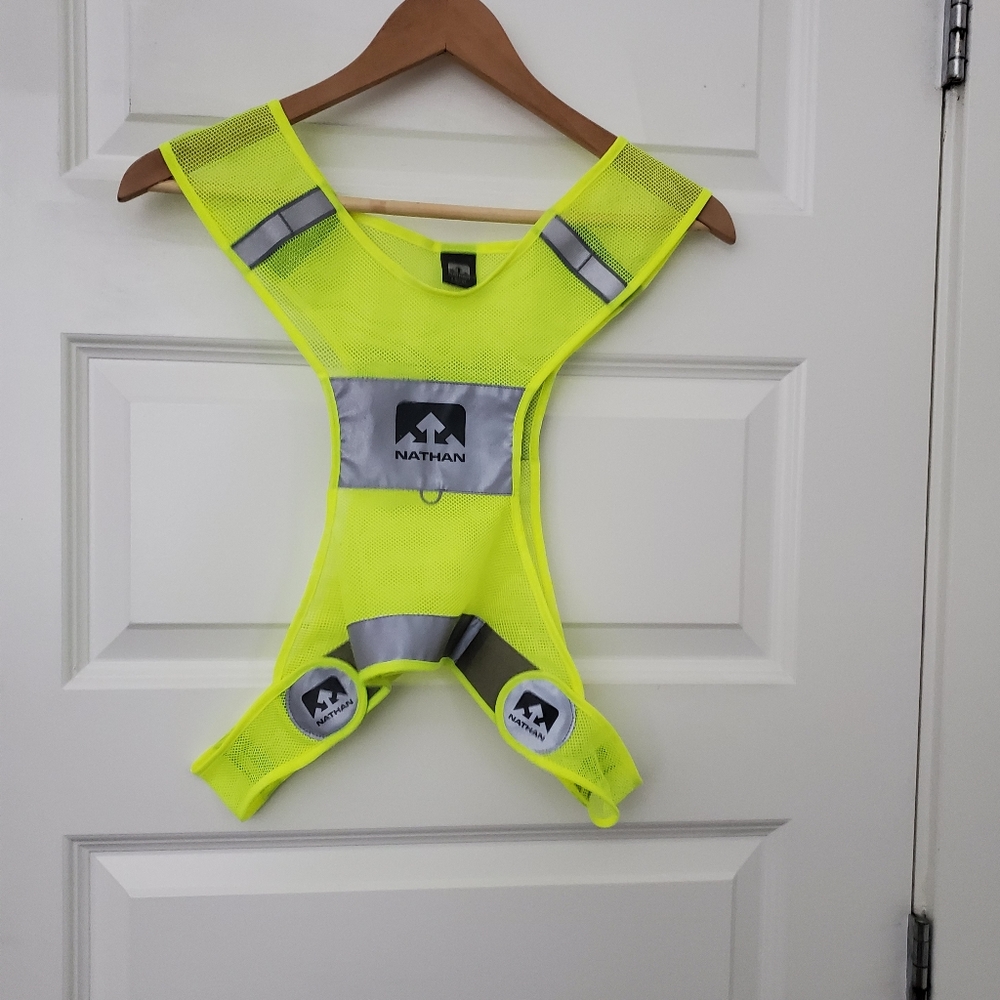 Nathan Streak Veflective Vest size L - XL.